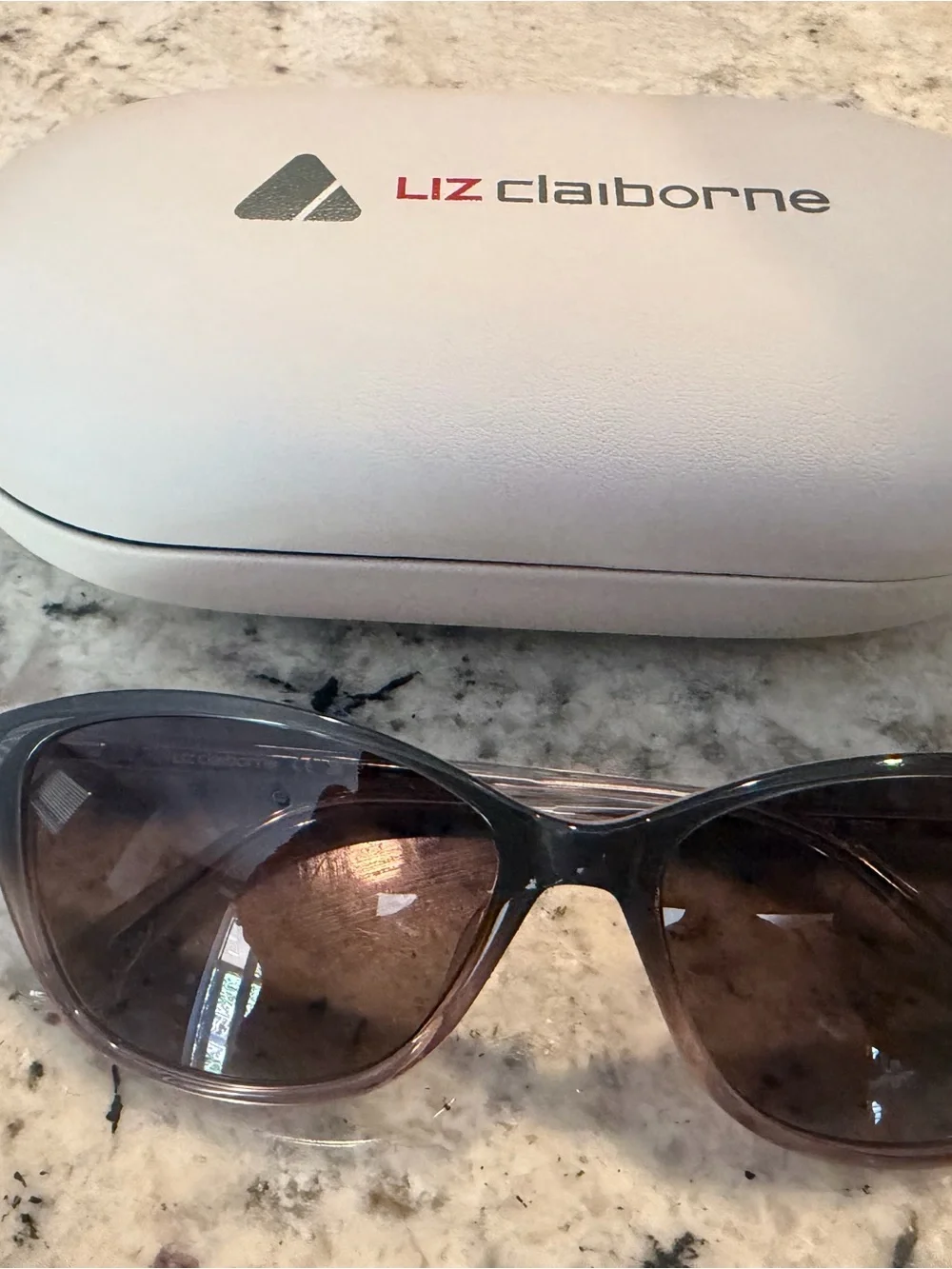 Liz Claiborne Brown Gradient Cat-Eye Sunglasses with Case